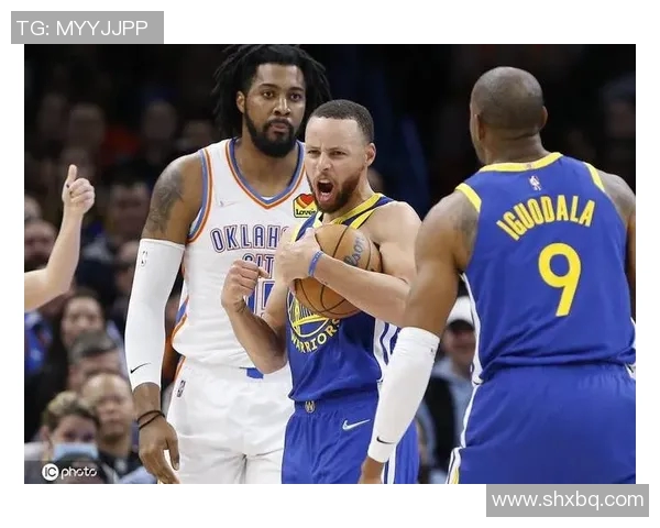 雷霆勇士激战正酣2月12日精彩对决回顾与分析